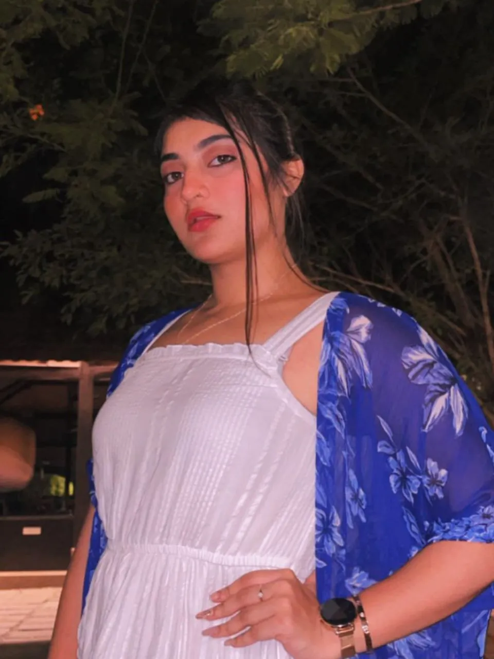 Chickpet Escorts