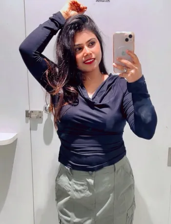Call Girl Harinika in Bangalore